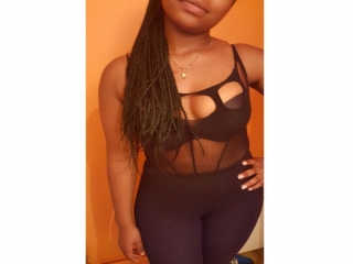 Belle black disponible pour toi sur Paris