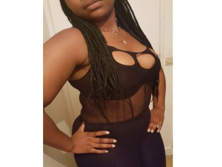 Belle black disponible pour toi sur Paris - photo 2