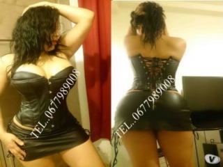 Sublime femme sur Paris pour vos plaisirs