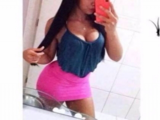 Une jeune femme disponible sur Montpellier
