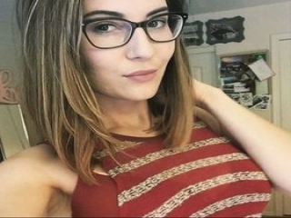 Jeune fille disponible