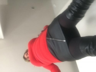 Coquine franco italienne de La Défense reçoit avec plaisir - photo 2