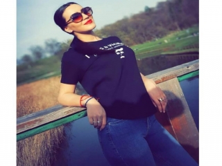 Jeune fille de Limoges reçoit les gentlemen - photo 3