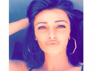 Jeune marseillaise arrivée à Lyon il y a peu